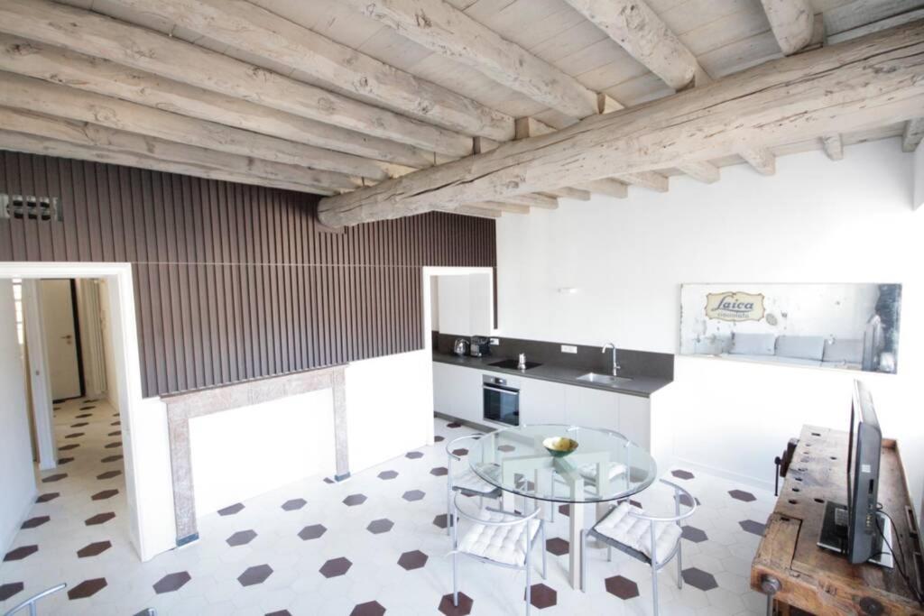 Charmant Maison In Centro ตูริน ภายนอก รูปภาพ